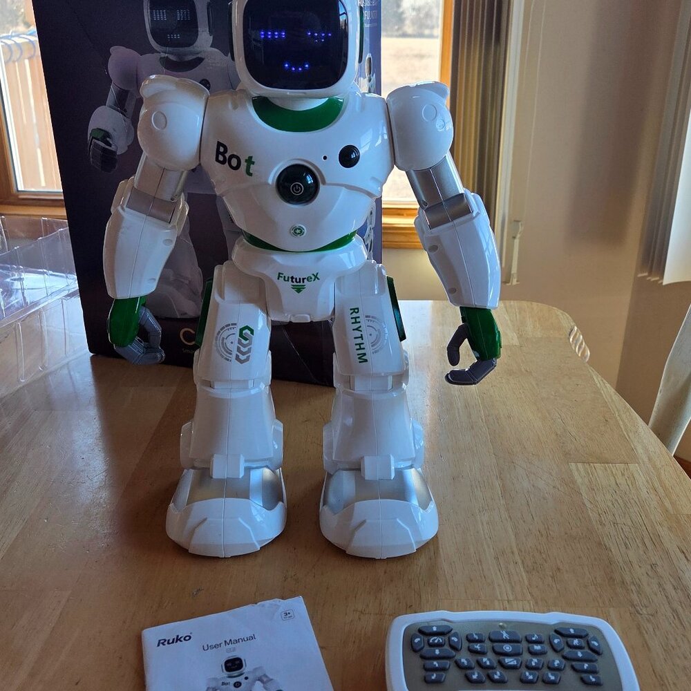 Ruko 1088 Large Robot Toy for Boys, STEM Programmable Remote Control (152)